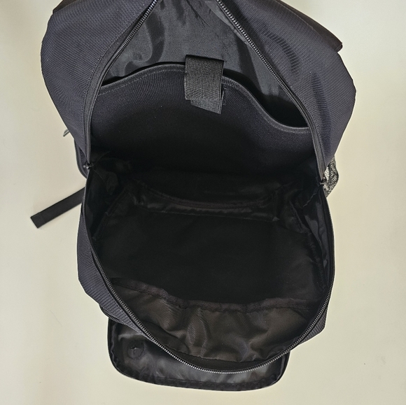 Preferred Nation Outdoor Black Solar Travel Commute Backpack - Picture 6 of 11